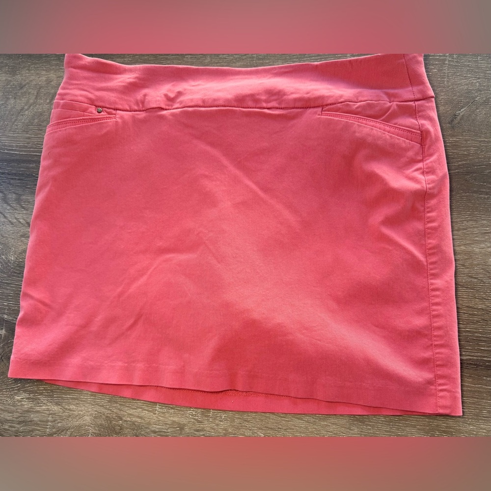 ATTYRE, Petite Coral/Salmon Pink Skort - Size 14P